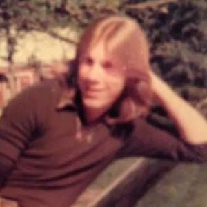 Meet your Posher, Chuck